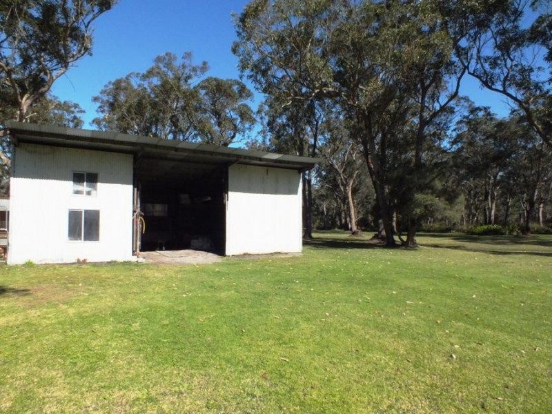 62 Chris Avenue, Salt Ash NSW 2318