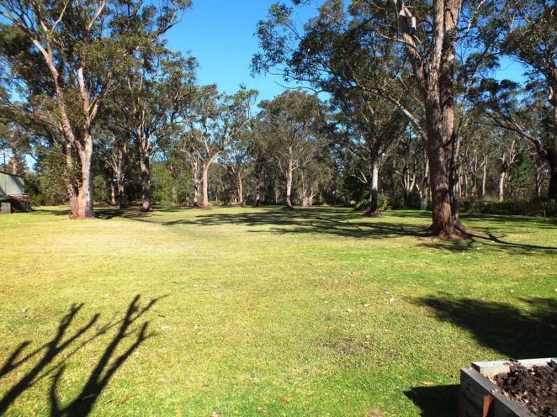 62 Chris Avenue, Salt Ash NSW 2318