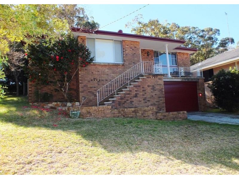18 Helen Avenue, Lemon Tree Passage NSW 2319