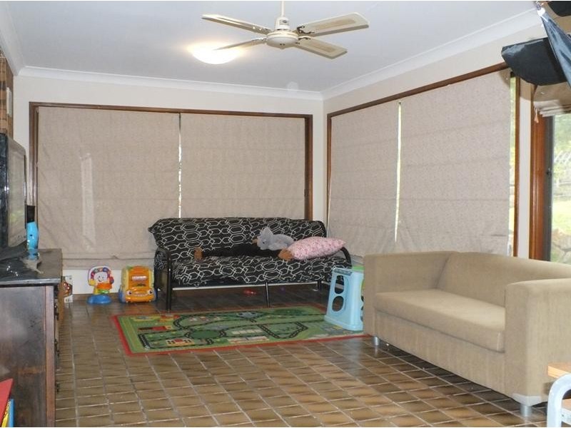18 Helen Avenue, Lemon Tree Passage NSW 2319