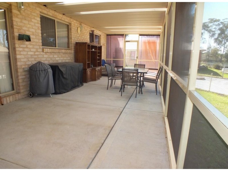 25 Sir Henry Parkes Avenue, Medowie NSW 2318