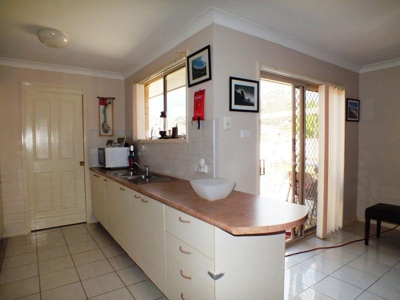 4 Wirreanda Road, Medowie NSW 2318