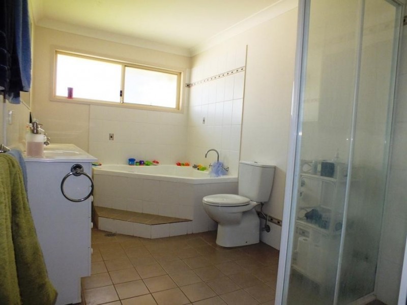 41 Lewis Drive, Medowie NSW 2318