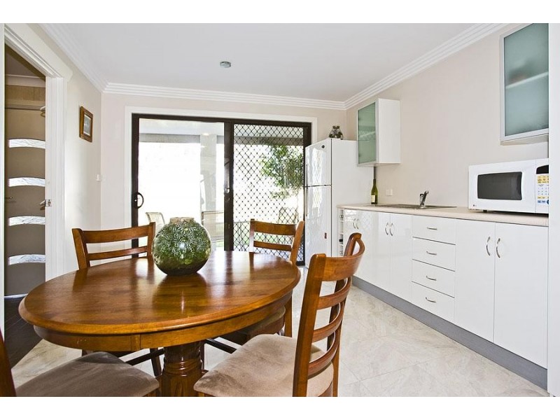 24 Oakmont Avenue, Medowie NSW 2318