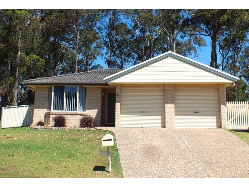4 Kunzea Close, Medowie NSW 2318