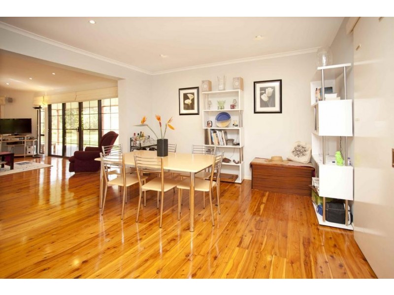 8 Karwin Road, Medowie NSW 2318