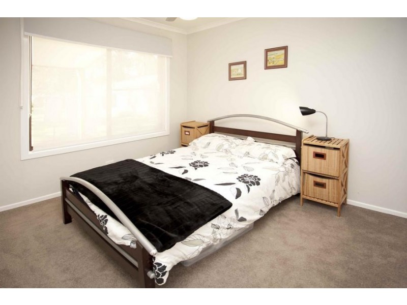 8 Karwin Road, Medowie NSW 2318