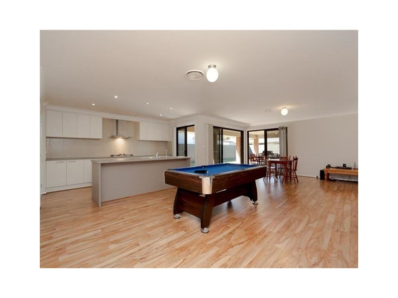 9 Midden Road, Fern Bay NSW 2295