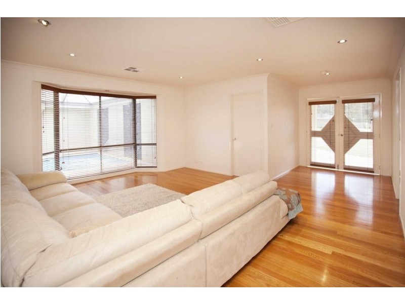 12 Tahlee Place, Medowie NSW 2318