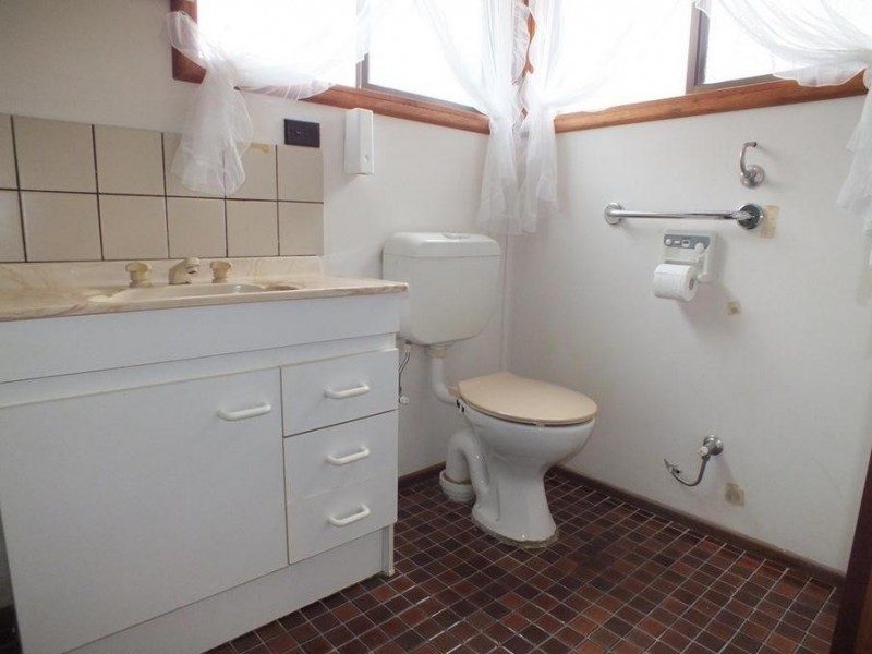 6 Abercrombie Road, Medowie NSW 2318