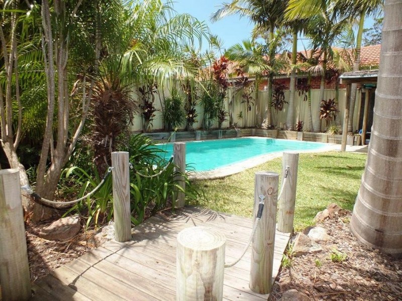 52 Tallowood Drive, Medowie NSW 2318