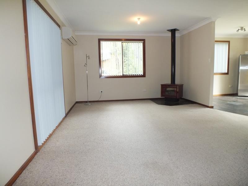 25 Shady Avenue, Salt Ash NSW 2318
