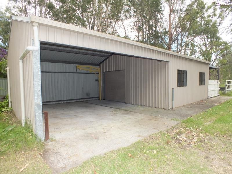 25 Shady Avenue, Salt Ash NSW 2318