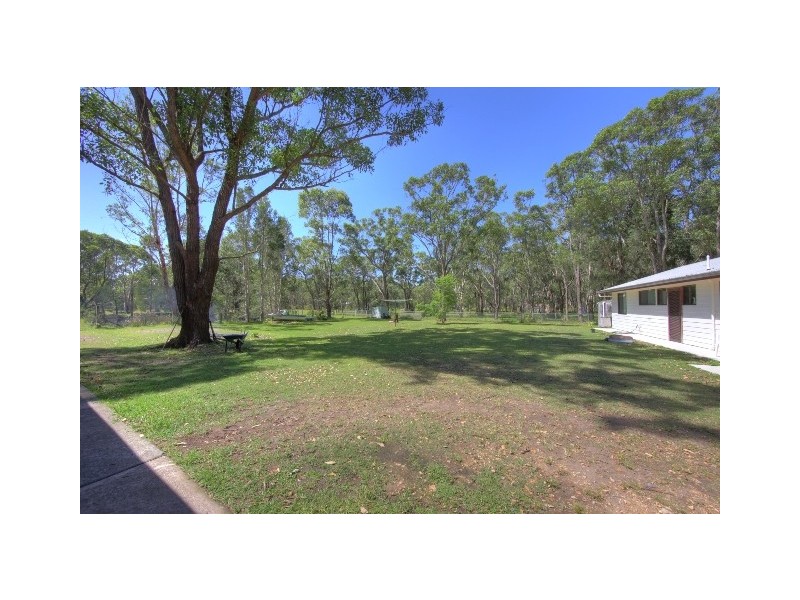 25 Shady Avenue, Salt Ash NSW 2318