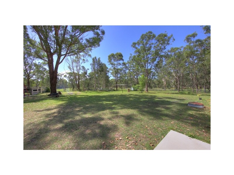 25 Shady Avenue, Salt Ash NSW 2318