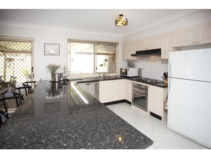 27 Fisher Road, Medowie NSW 2318