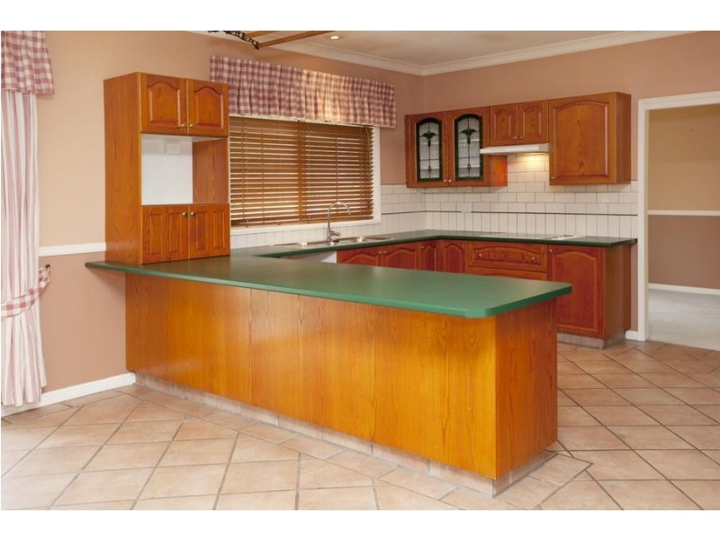 16 Settlers Close, Medowie NSW 2318