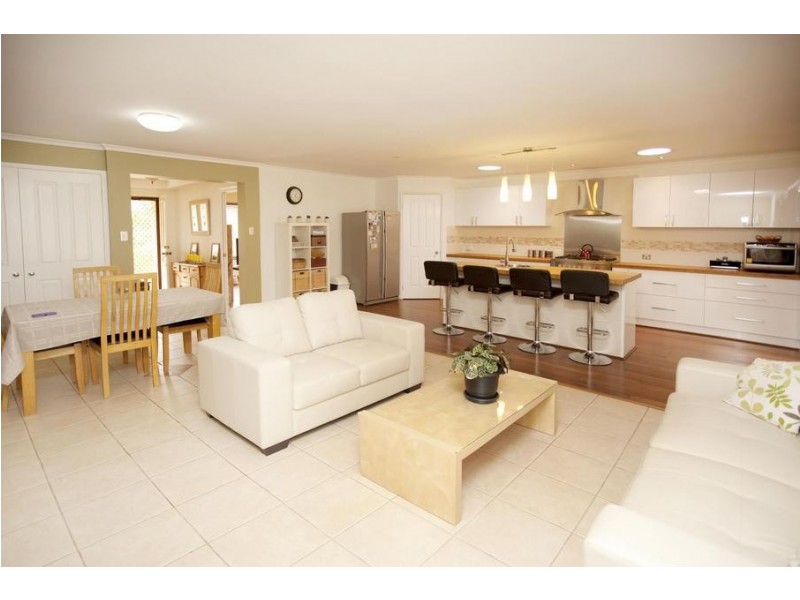 36 Sassin Crescent, Medowie NSW 2318