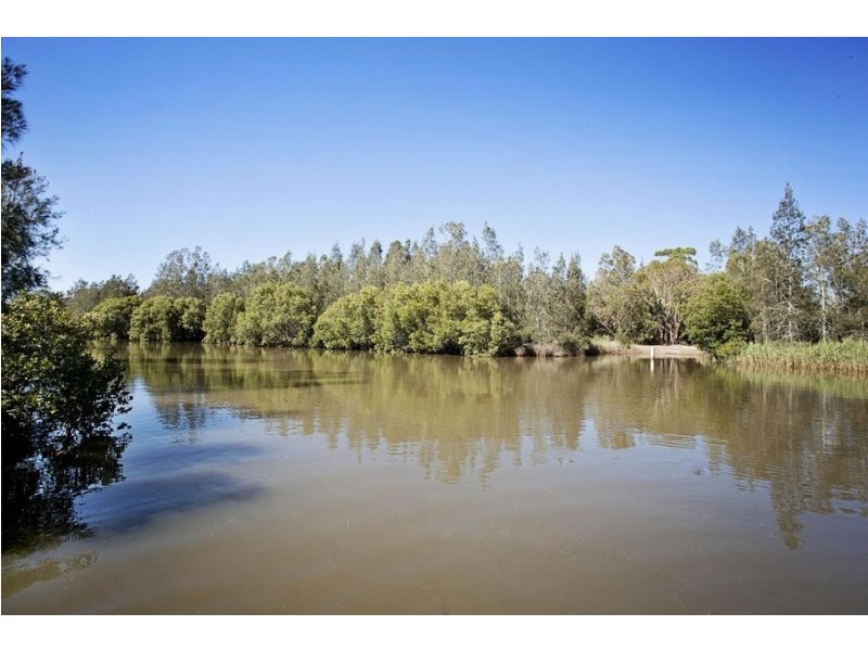 408 Lemon Tree Passage Road, Salt Ash NSW 2318