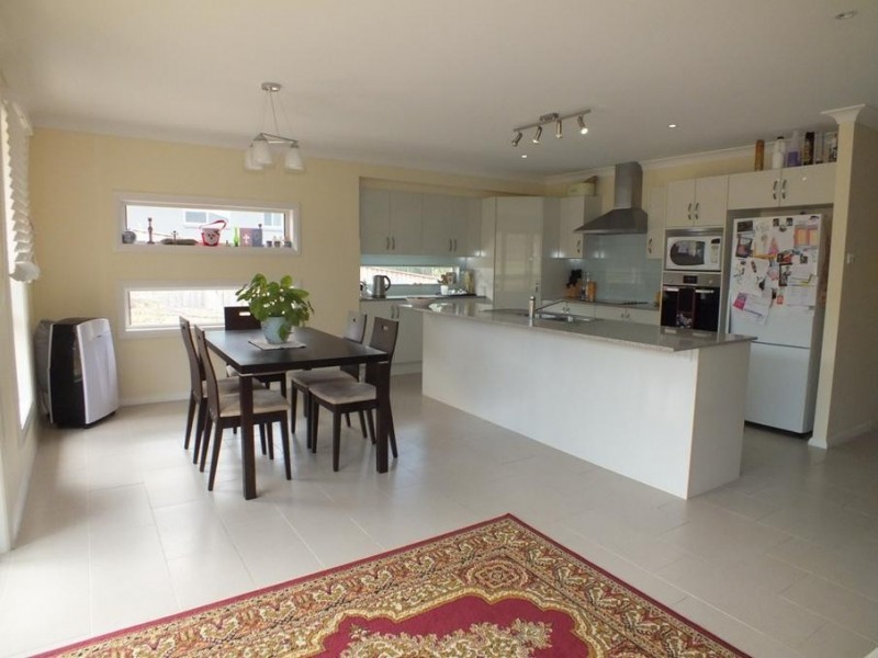 99 Sunningdale Circuit, Medowie NSW 2318