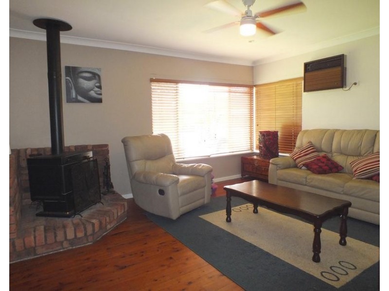 28 Silver Wattle Drive, Medowie NSW 2318