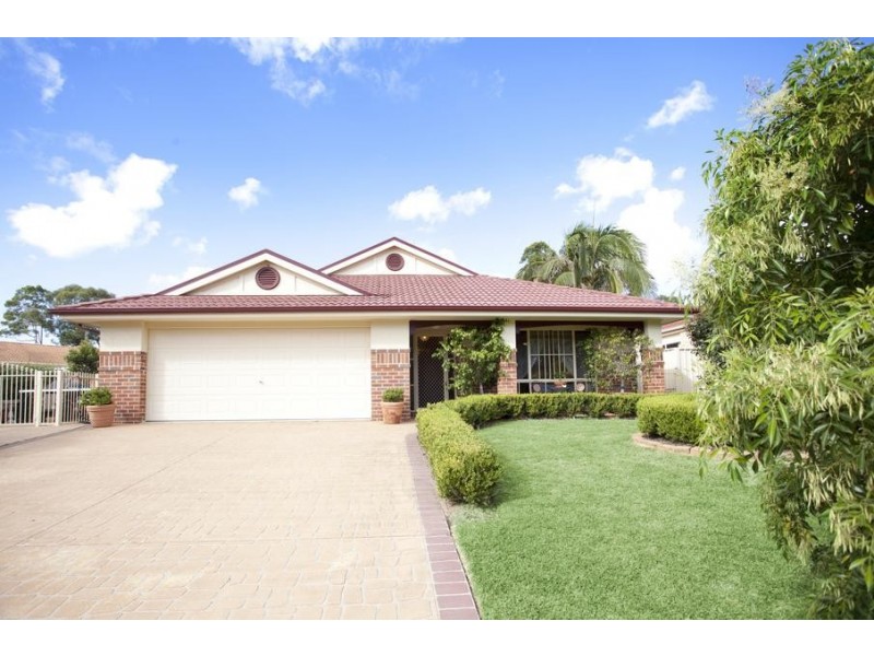 16 Dangar Circuit, Medowie NSW 2318