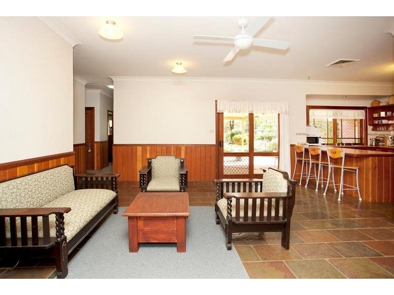 12 Griffiths Avenue, Medowie NSW 2318