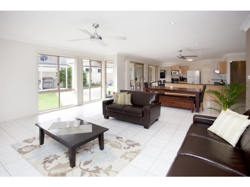 21 Robina Avenue, Medowie NSW 2318