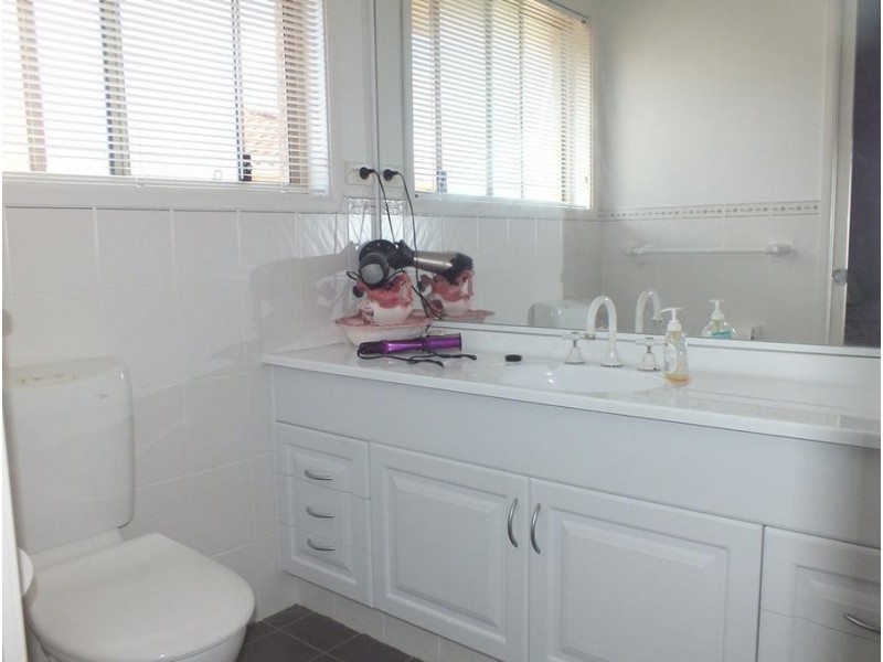 9 Silverwood Close, Medowie NSW 2318