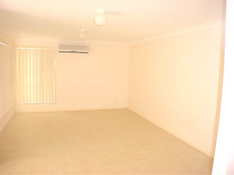 6 Flinders Close, Medowie NSW 2318
