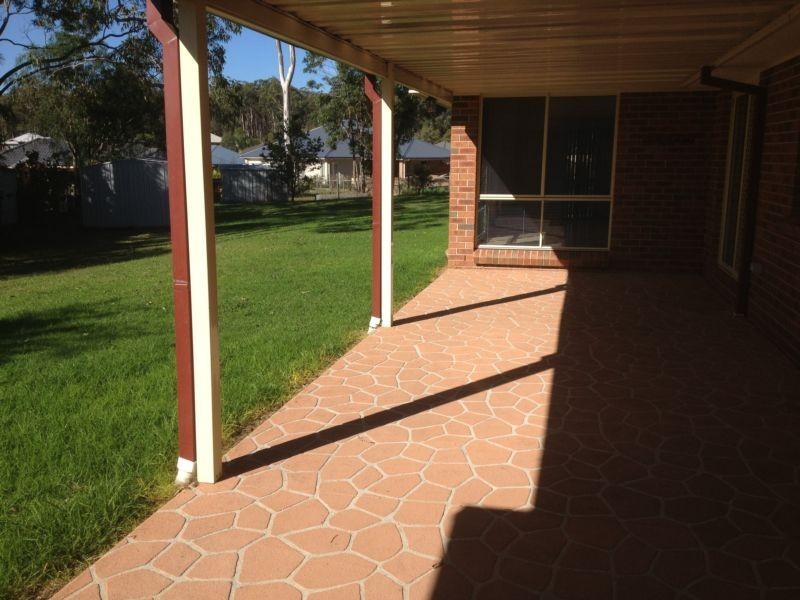 11 Barton Close, Medowie NSW 2318