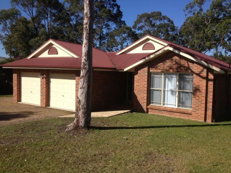 11 Barton Close, Medowie NSW 2318