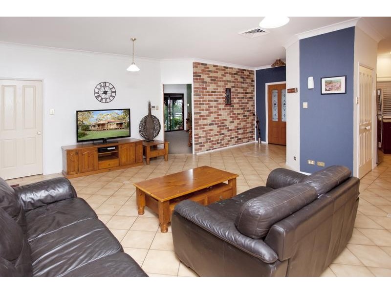 1 Woodlands Way, Medowie NSW 2318