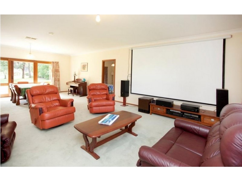 4 Joanne Close, Medowie NSW 2318