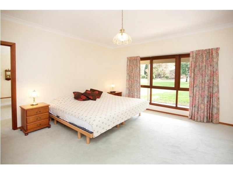 4 Joanne Close, Medowie NSW 2318