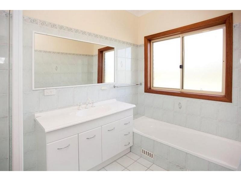 4 Joanne Close, Medowie NSW 2318