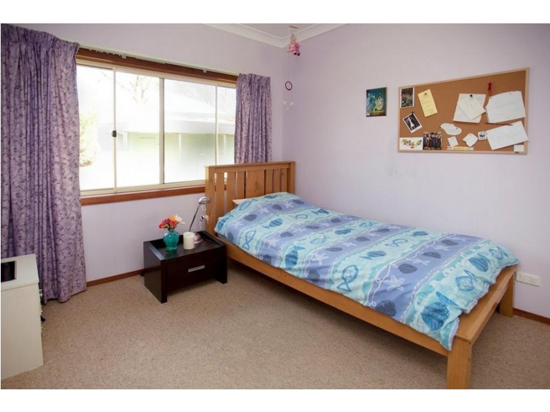 4 Joanne Close, Medowie NSW 2318
