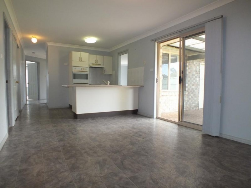 99 Kindlebark Drive, Medowie NSW 2318