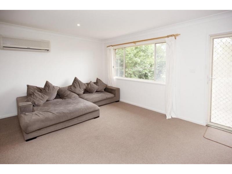 11 Sequoia Street, Medowie NSW 2318