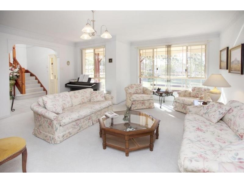 16 Federation Drive, Medowie NSW 2318