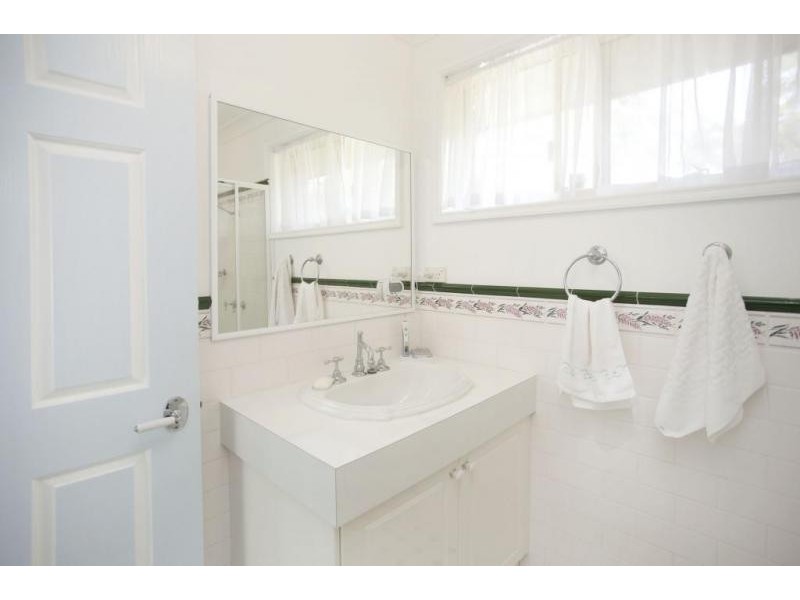 16 Federation Drive, Medowie NSW 2318