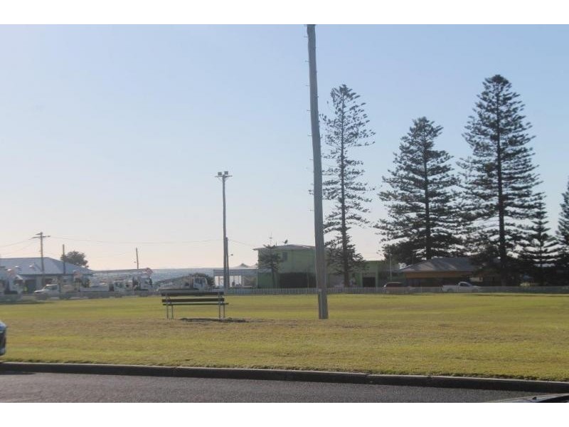 119 Mitchell Street, Stockton NSW 2295