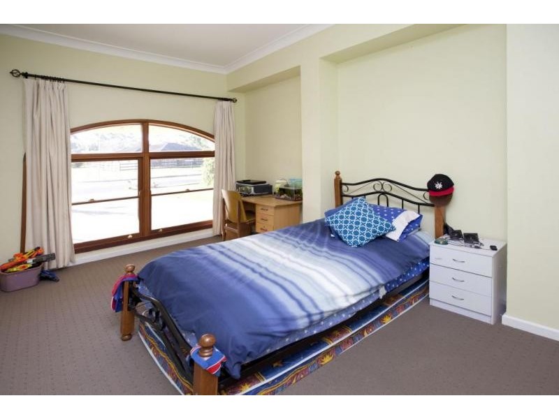 14 Brush Box Avenue, Medowie NSW 2318