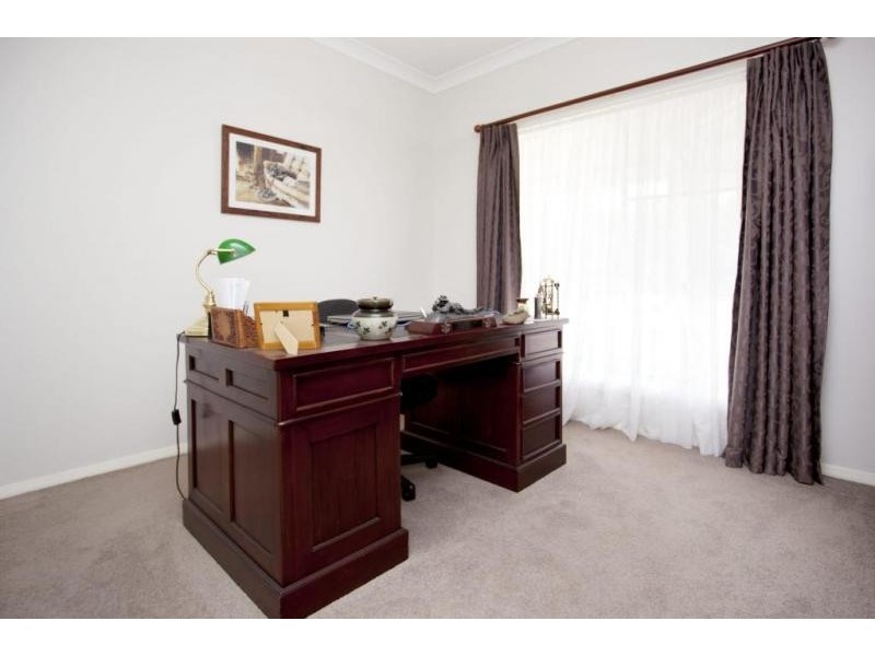 64 Federation Drive, Medowie NSW 2318