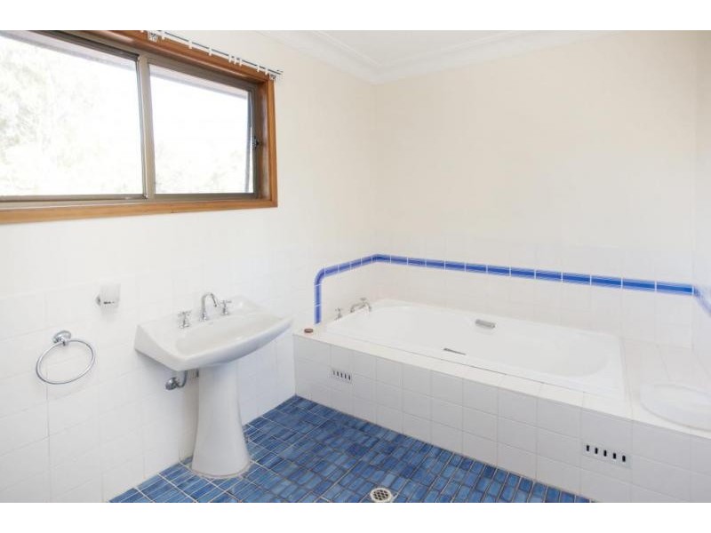 19 Brownes Road, Salt Ash NSW 2318