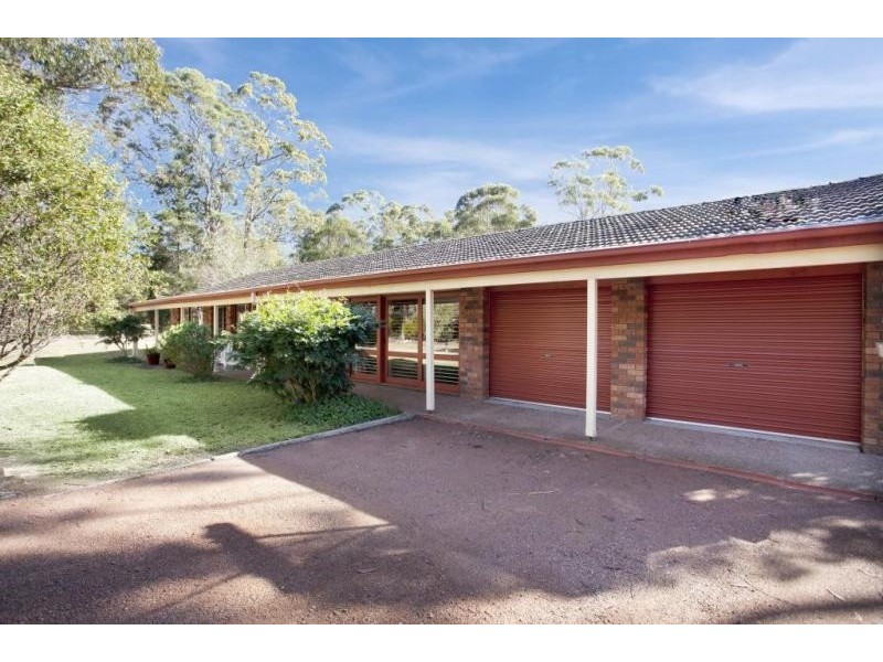8 Griffiths Avenue, Medowie NSW 2318