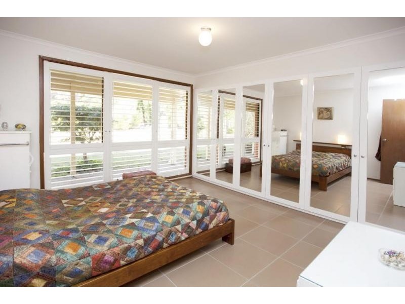 8 Griffiths Avenue, Medowie NSW 2318