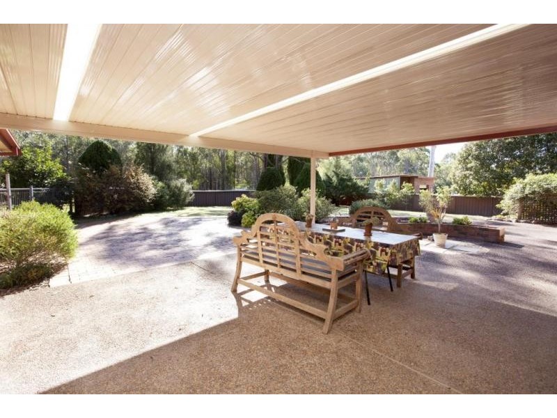 8 Griffiths Avenue, Medowie NSW 2318