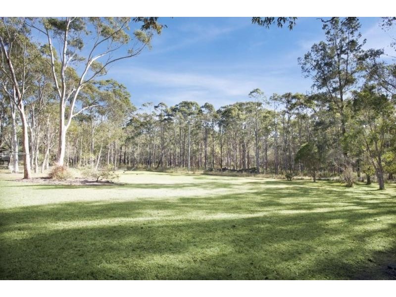 8 Griffiths Avenue, Medowie NSW 2318