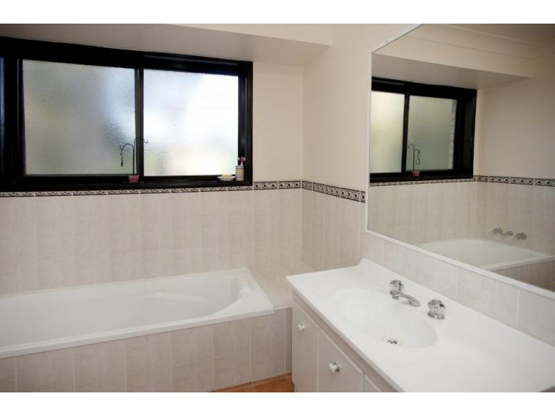 9 Abercrombie Road, Medowie NSW 2318